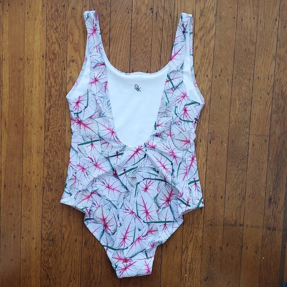 New York City Calcadium One Piece Swimsuit - Picture 12 of 14